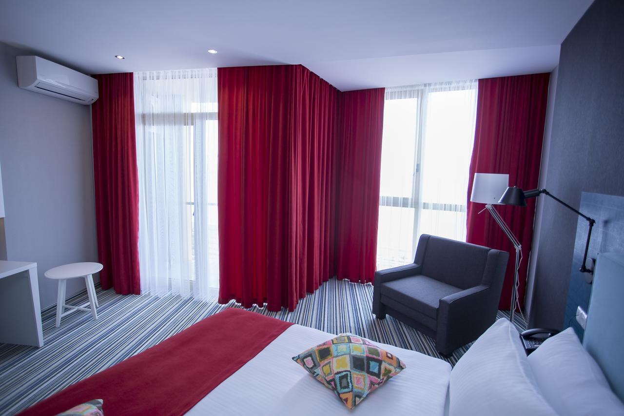 Aparthotel Tangerine Batumi Exterior foto