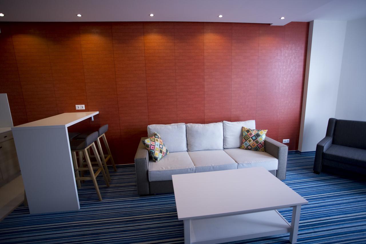Aparthotel Tangerine Batumi Exterior foto