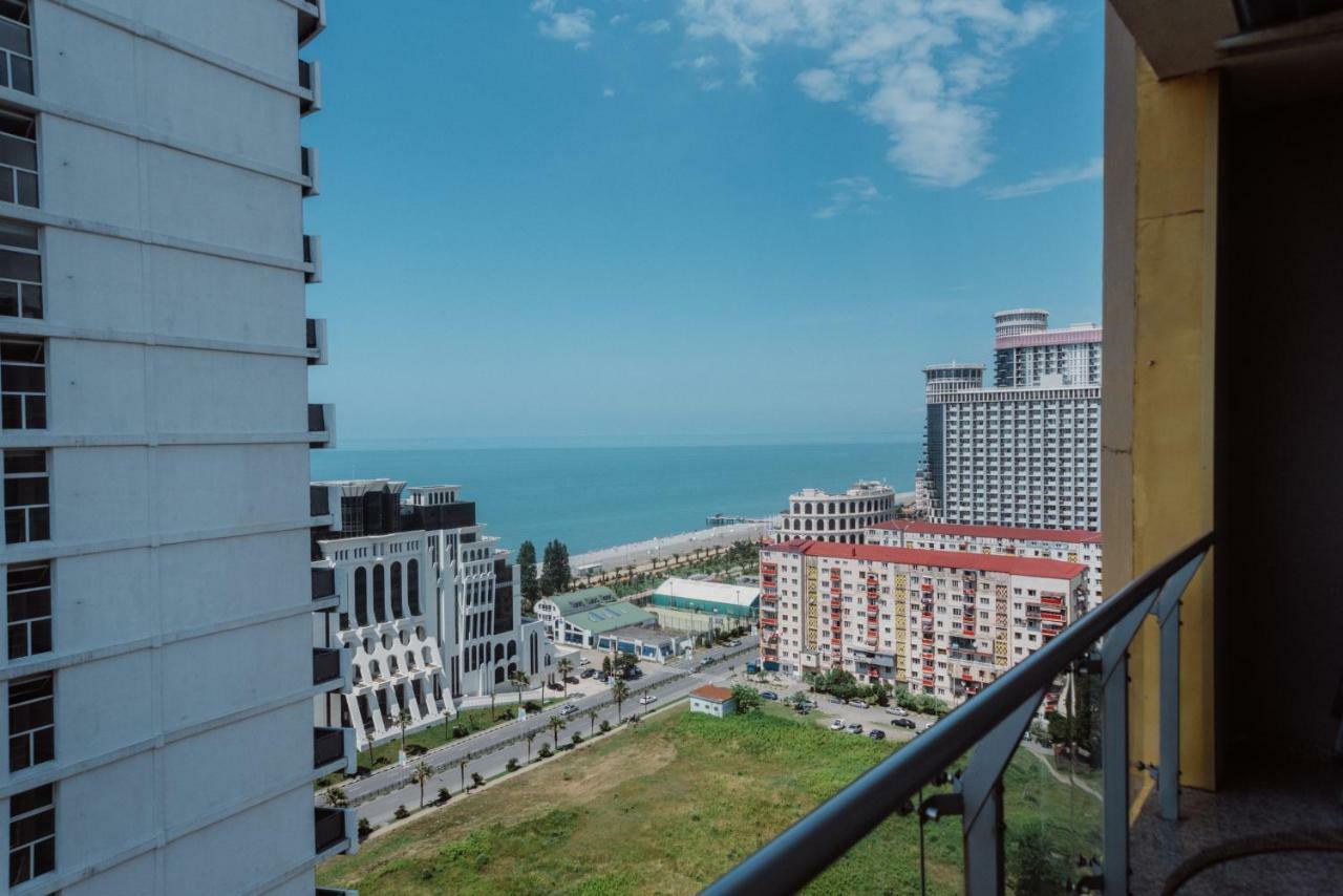 Aparthotel Tangerine Batumi Exterior foto